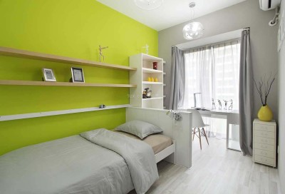 大胆绿灰拼色现代卧室窗帘装饰图